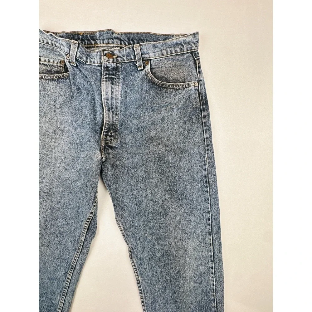 Vintage Levi's 550 Relaxed Fit Jeans 34x34 USA Made Stonewash Denim